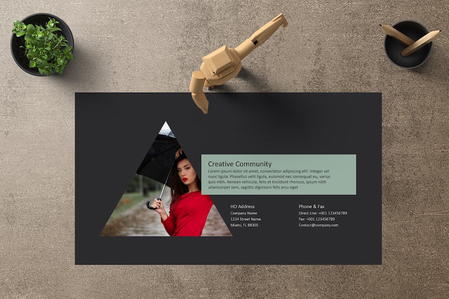 科技产品服务介绍展示PPT模板 - 顶尖PPT